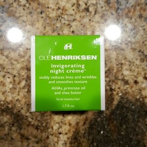Ole Henriksen Invigorating Night Creme full size